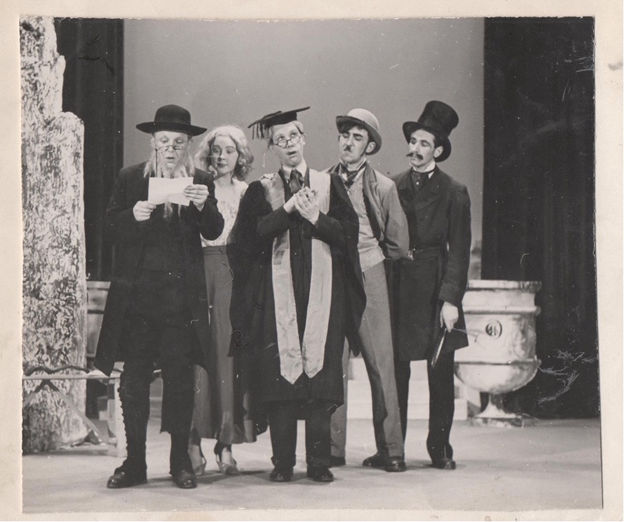 Pictured: Rex Satchwell, Carol Clarke, Peter Medland, Eddie Truman, Gwyn Neale – "Love's Labour's Lost", 1953, with Rex playing the part of Sir Nathaniel. Ever versatile, Rex also played the role of Mole in Toad of Toad Hall